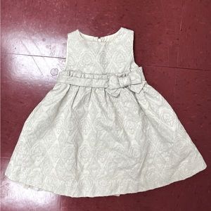 Gap Toddlers Holiday Silver Glitter Dress size 18-24 Months